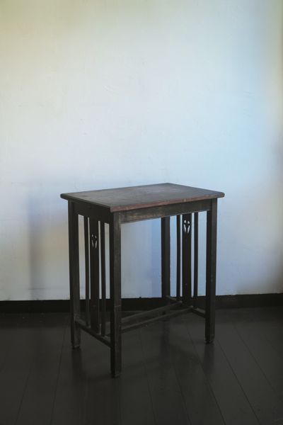 Furniture_table003_1